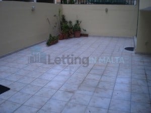 Neat 2 Bedroom Apartment Qawra Long Letting