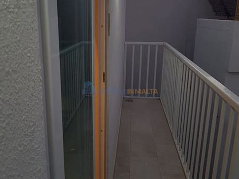 Rent Two Bedroom Apartment Gzira Malta