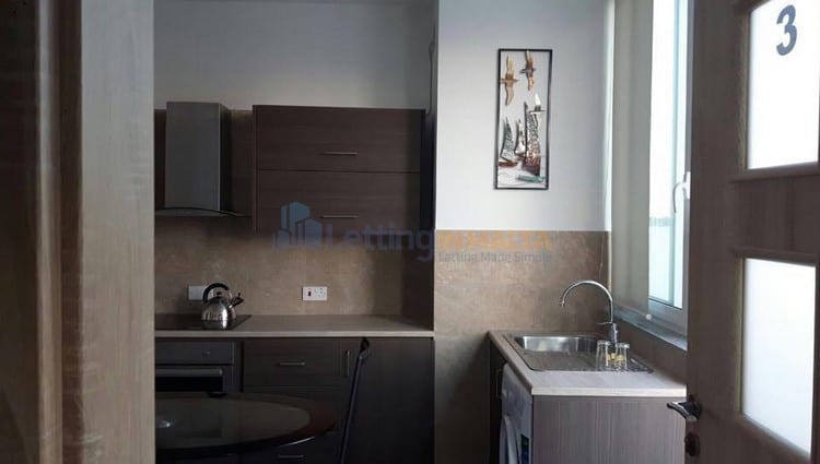 Penthouse Mosta Long Let