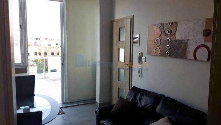 Penthouse Mosta Long Let