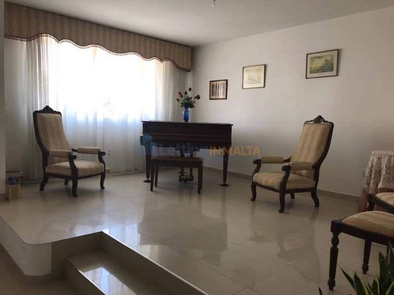 Rent Maisonette with Garden Attard