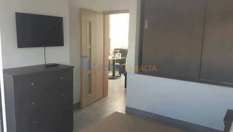 Penthouse Mosta Long Let