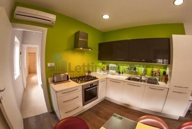 Rent Town House in Malta
