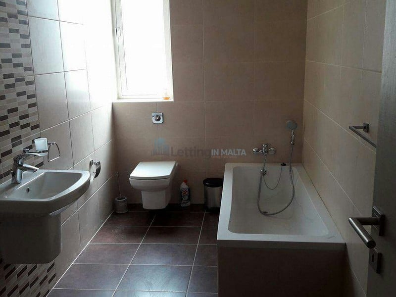 3 Bedroom Apartment For rent in St Paul's Bay Malta