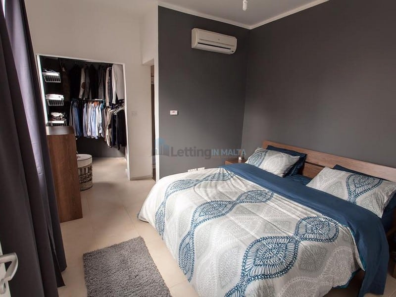 Rent Town House in Malta