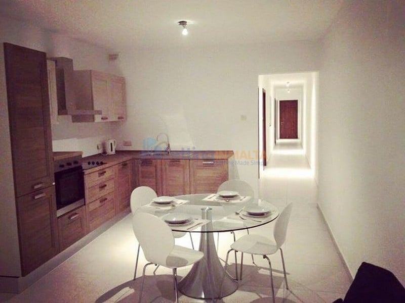 Rent Seafront Apartment Pieta