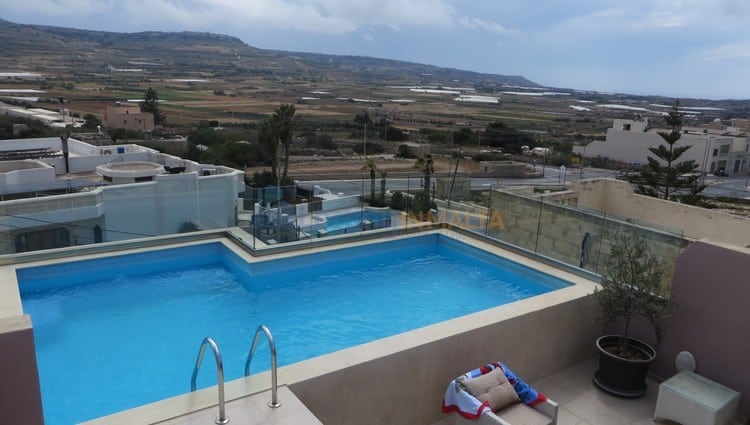 Rent Large House Pool Malta