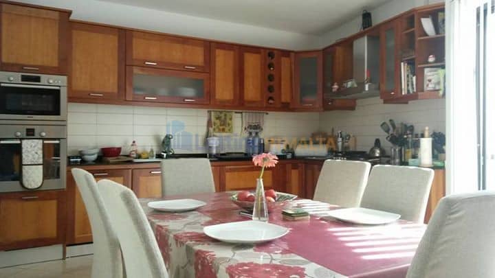 Property Malta: Maisonette in Mosta