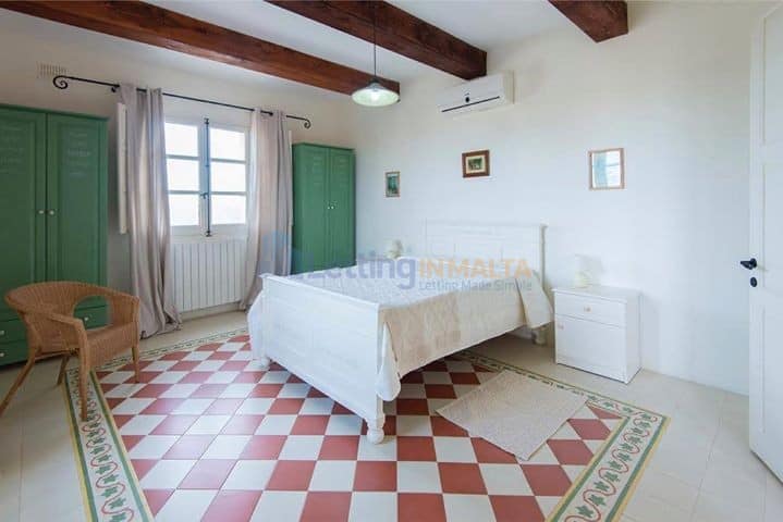 Rent Detached Villa Malta