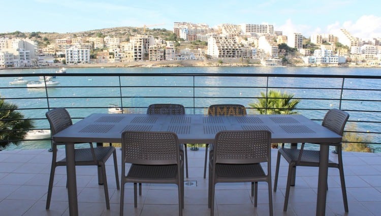 Seafront Apartment Malta Xemxija
