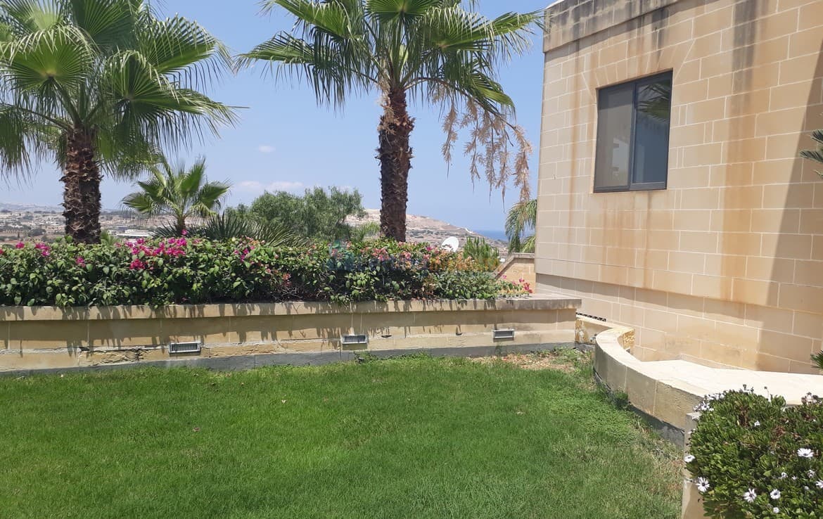 Luxury Villa Malta with Views and Pool Area