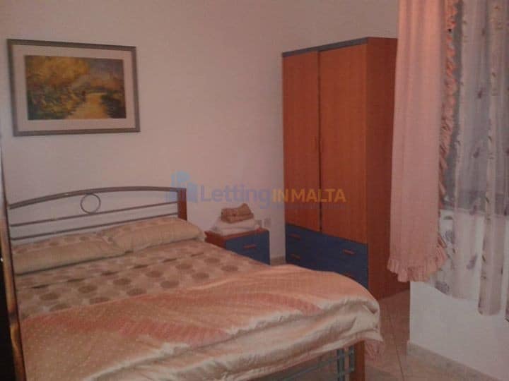 Two bedroom Apartment Gzira