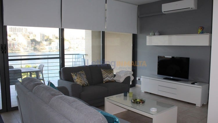 Seafront Apartment Malta Xemxija