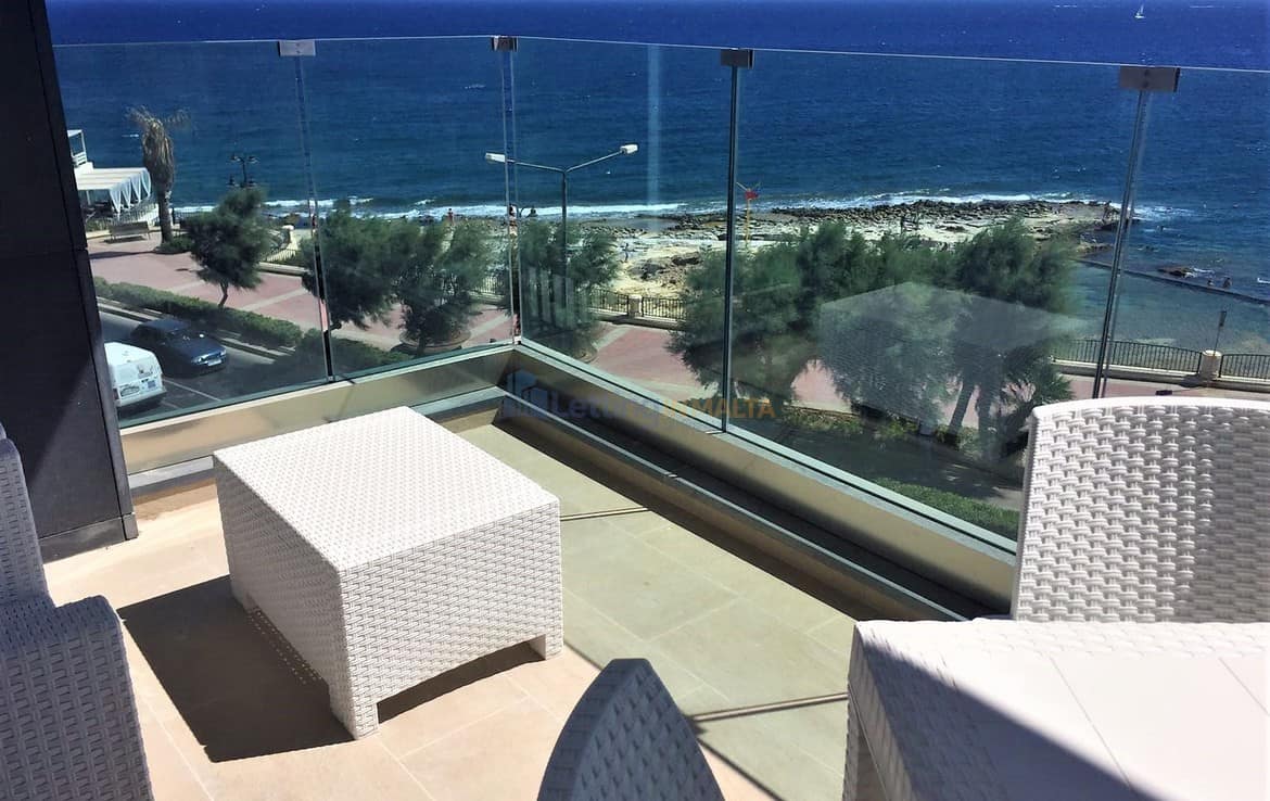 Designer Seafront Apartment Sliema