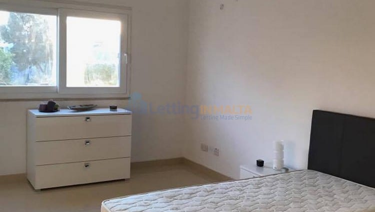 Long Let Malta: Zebbug Duplex 3 Bedroom