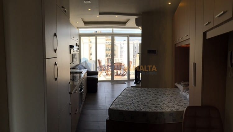 Penthouse Let Malta Sliema