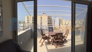 Penthouse Let Malta Sliema