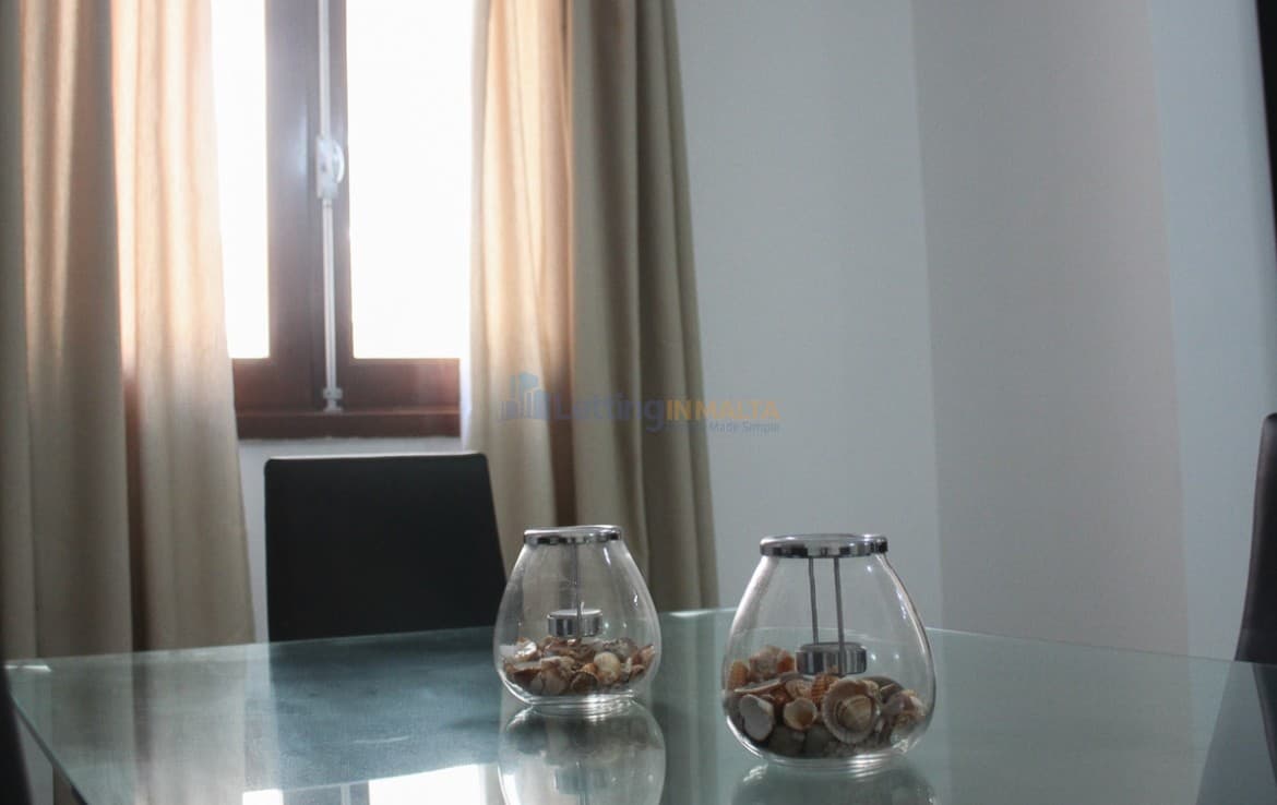 Rent Malta Sliema Apartment