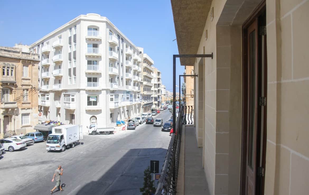 Rent Malta Sliema Apartment