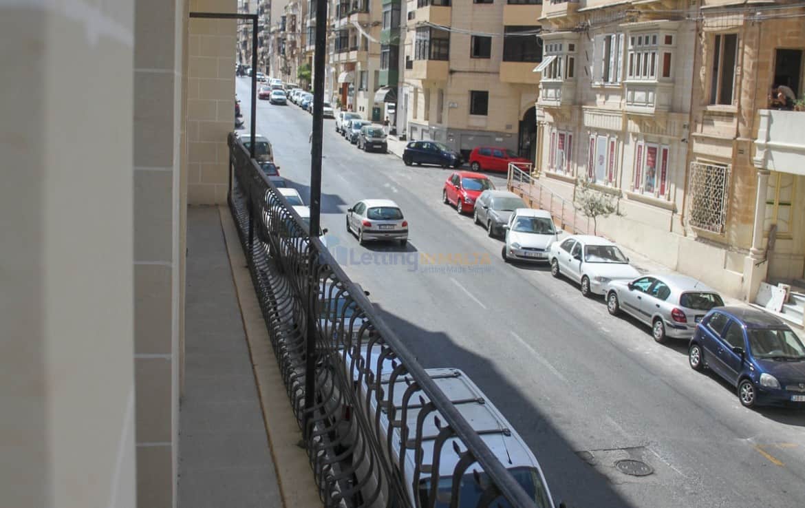 Rent Malta Sliema Apartment