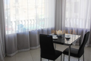 Rent Malta Sliema Apartment