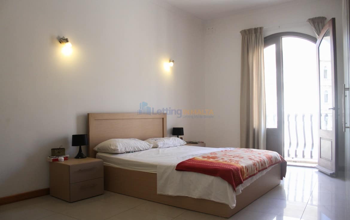 Rent Malta Sliema Apartment