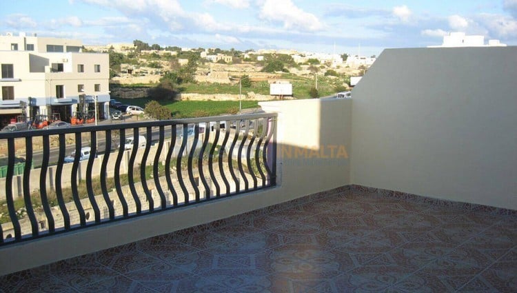 Rent Penthouse In Malta Birkirkara 3 Bedroom