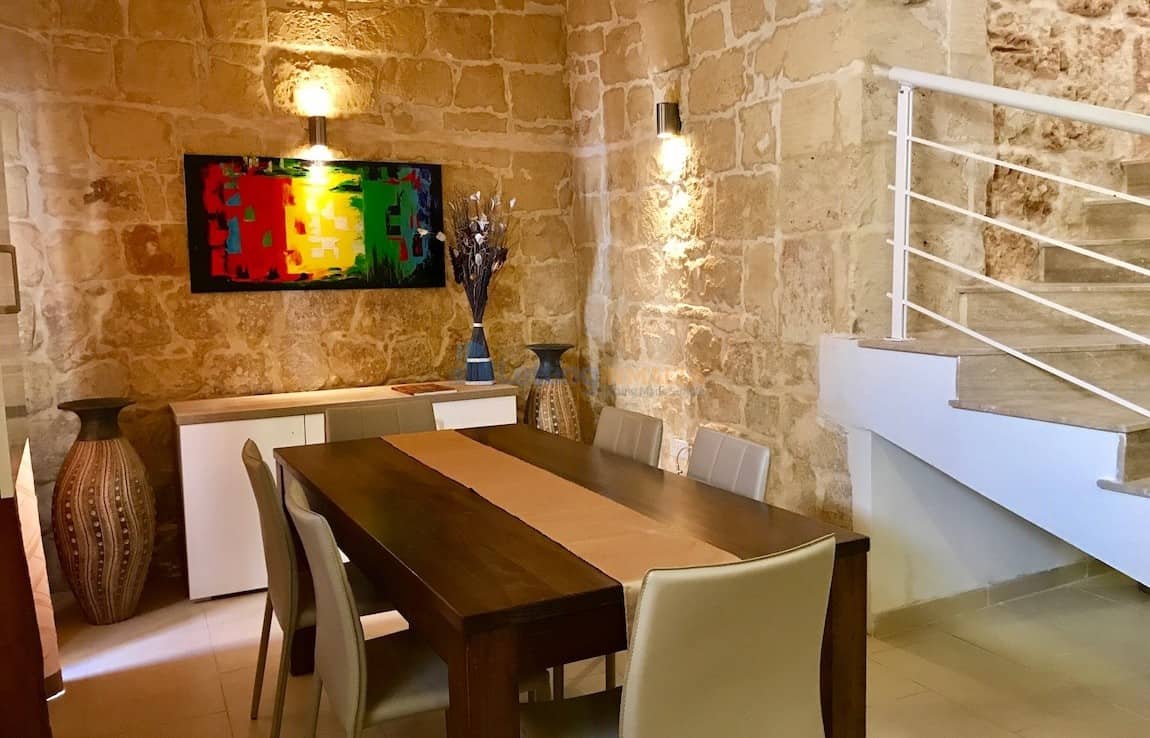 Rent Malta Naxxar House of Character