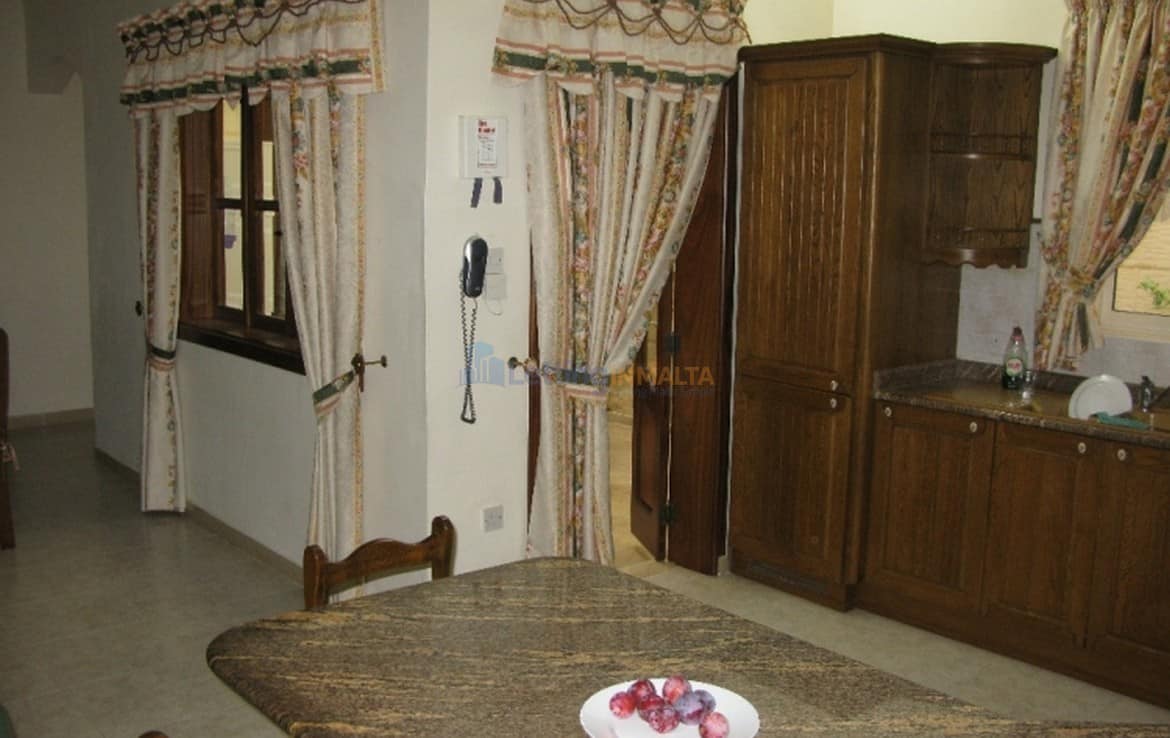 Rent Townhouse Malta