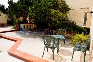 Villa Attard To Rent Malta