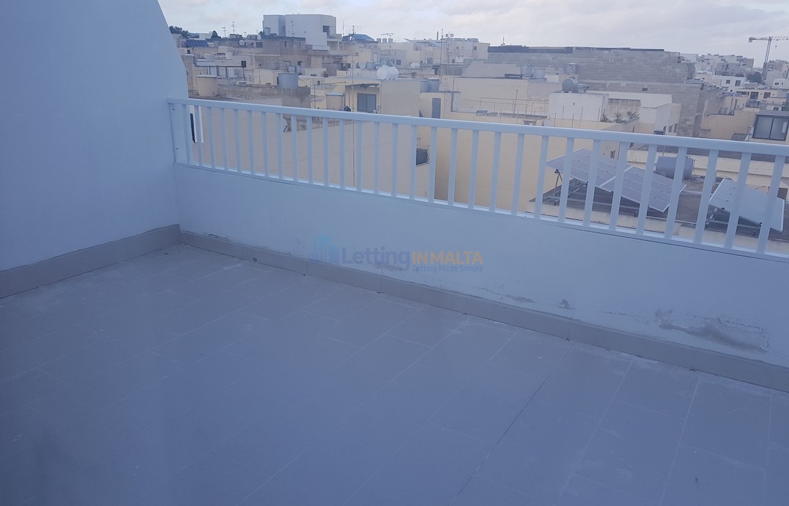 Malta Property Rent Penthouse