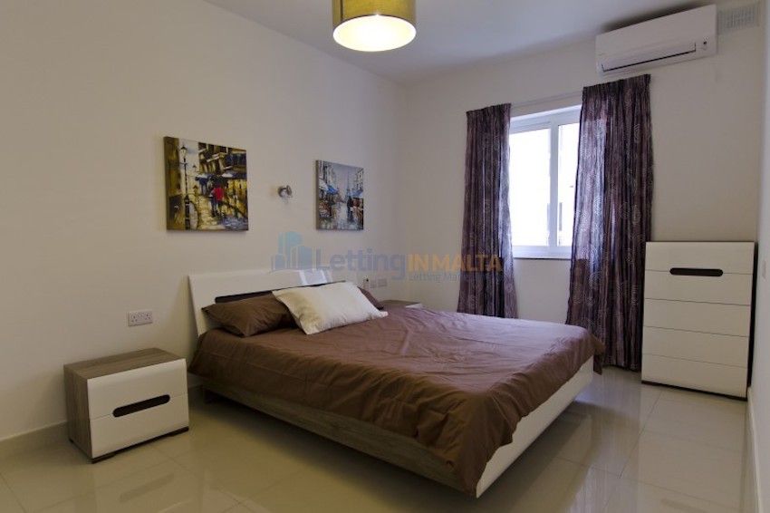 Rent Flat Malta Bugibba