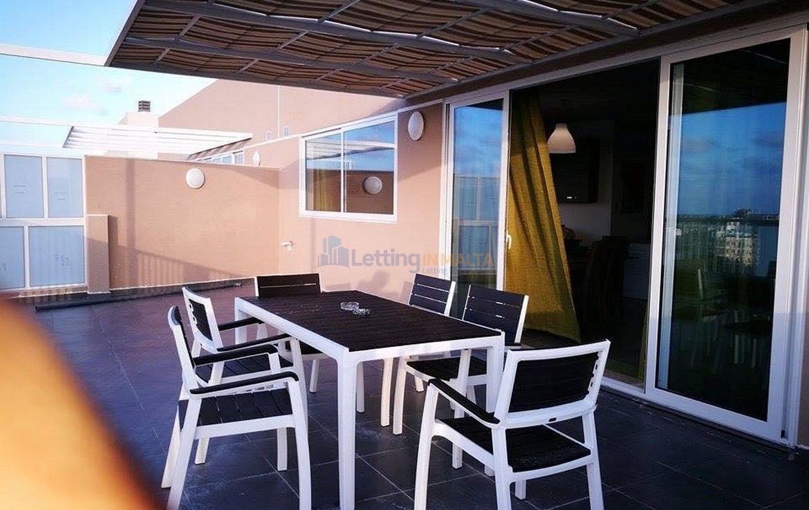 Rent Two Bedroom Penthouse Qawra