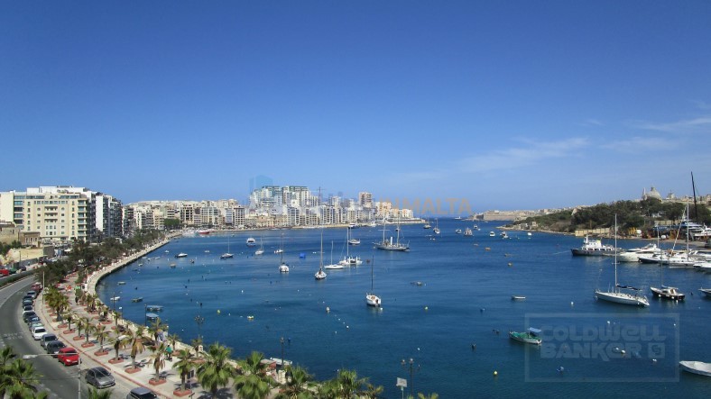 Rent Gzira Seafront 3 bedroom Apartment