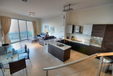 Rent Seafront Apartment Qui-si-sana Sliema