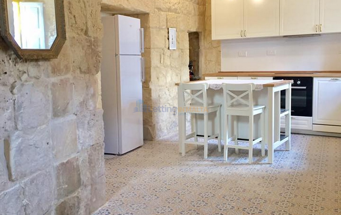 Rent Two Bedroom House of Character Lija