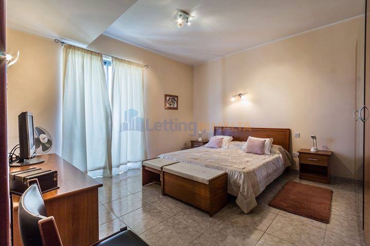 Rent Apartment Portomaso Malta