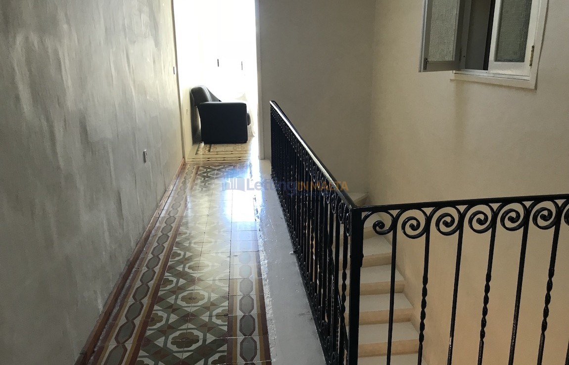 Townhouse Let Malta Birkirkara