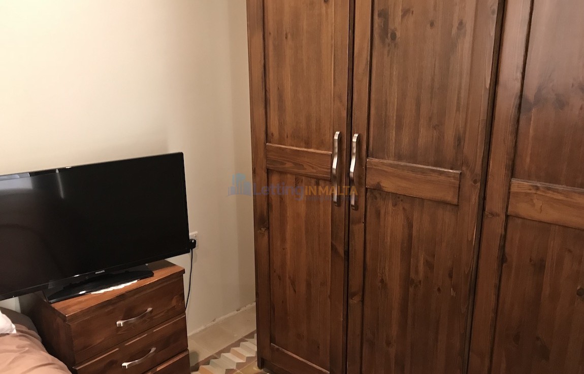 Townhouse Let Malta Birkirkara