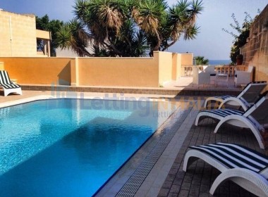 Rent a Villa in Malta