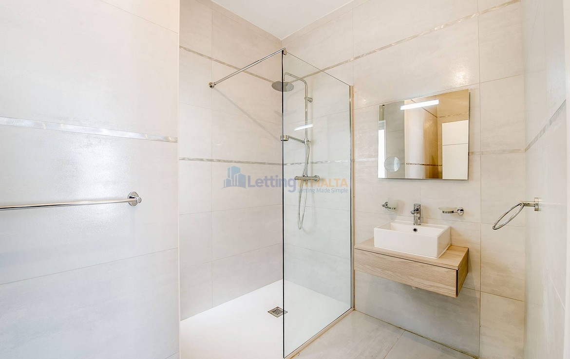 Rent Penthouse Sea Views Malta