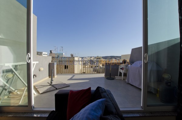 Bugibba Penthouse Malta Lets