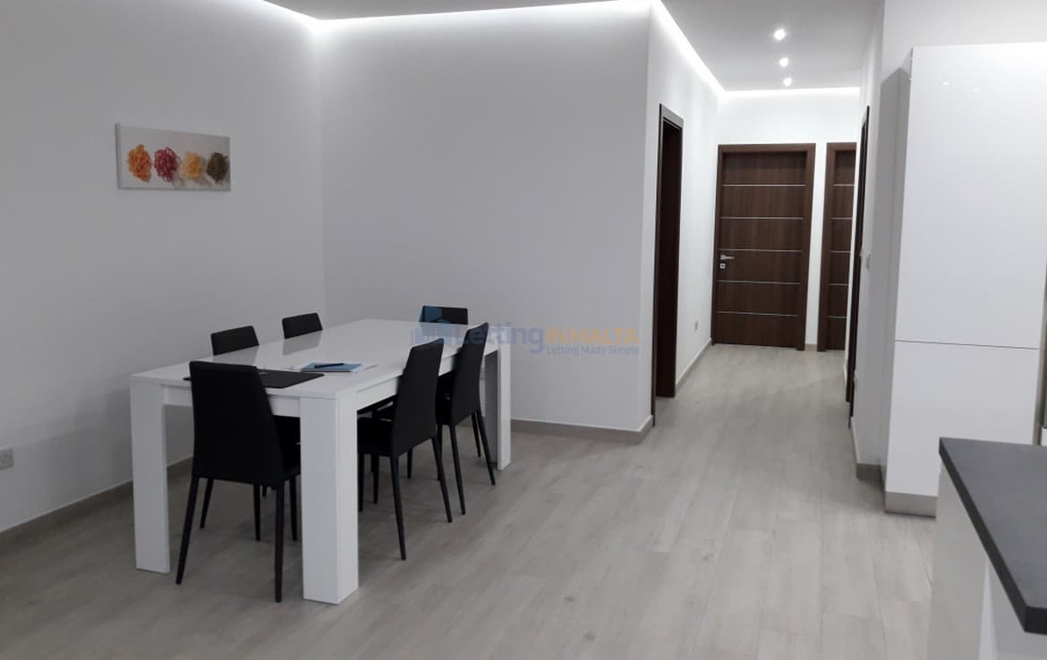 Modern three bedroom apartment in Marsascala