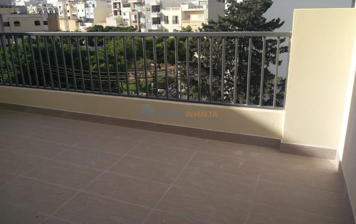 Rent Two Bedroom Penthouse Swieqi