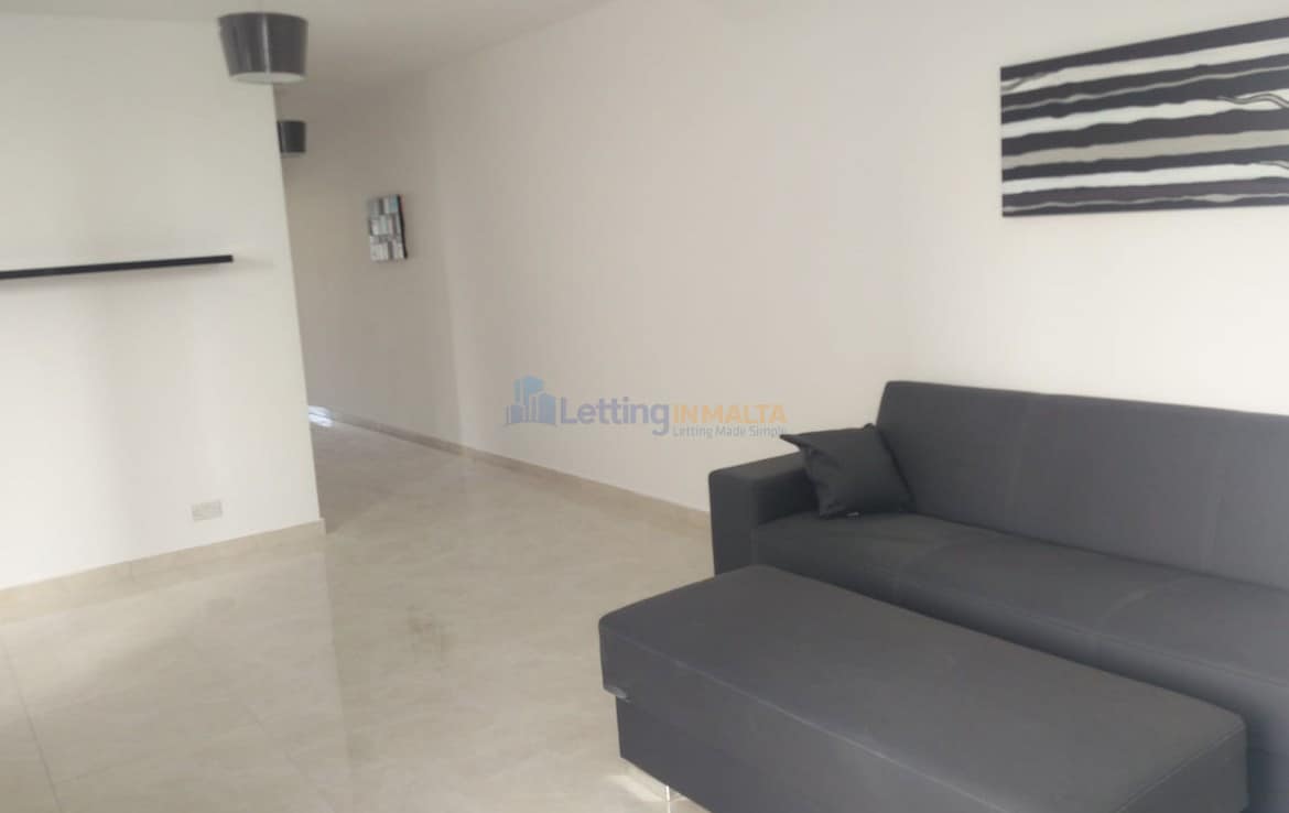 Rent Two Bedroom Penthouse Swieqi