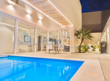 Rent Villa With Pool in Malta