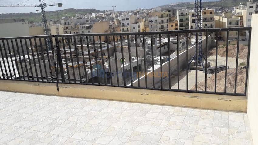 Penthouse Property To Let Malta