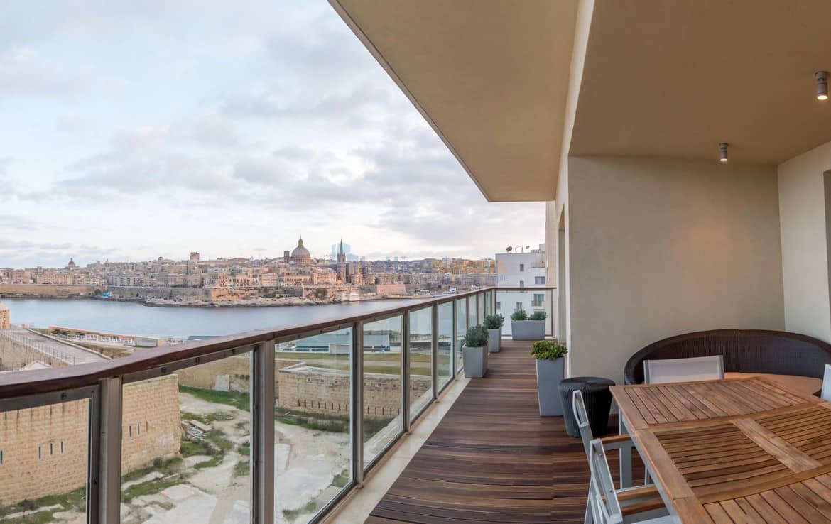 Luxury Seafront Apartment Tigne Point