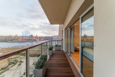 Luxury Seafront Apartment Tigne Point