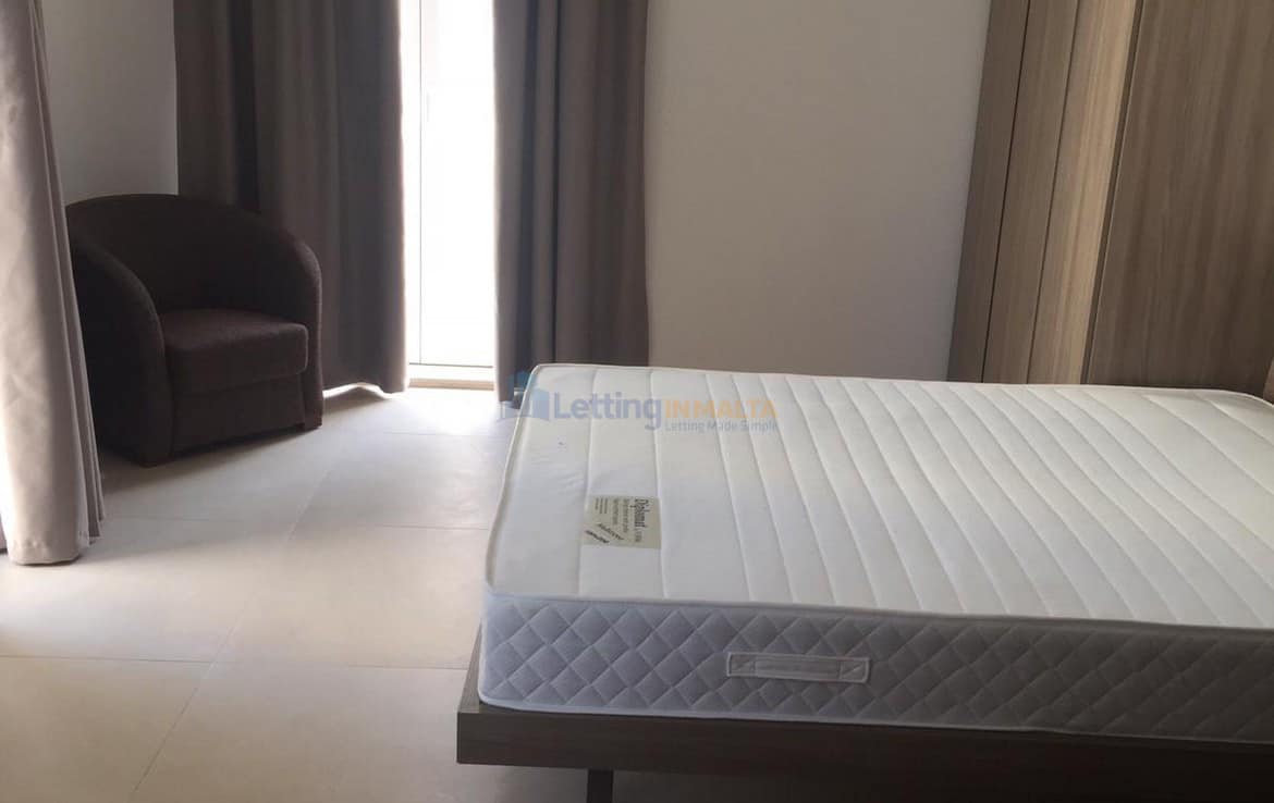 Modern 2 Bedroom Apartment in Sliema